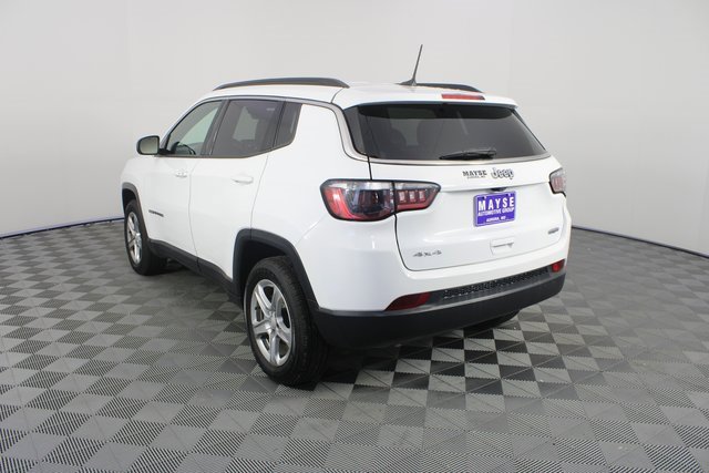 Used 2024 Jeep Compass Latitude image 21