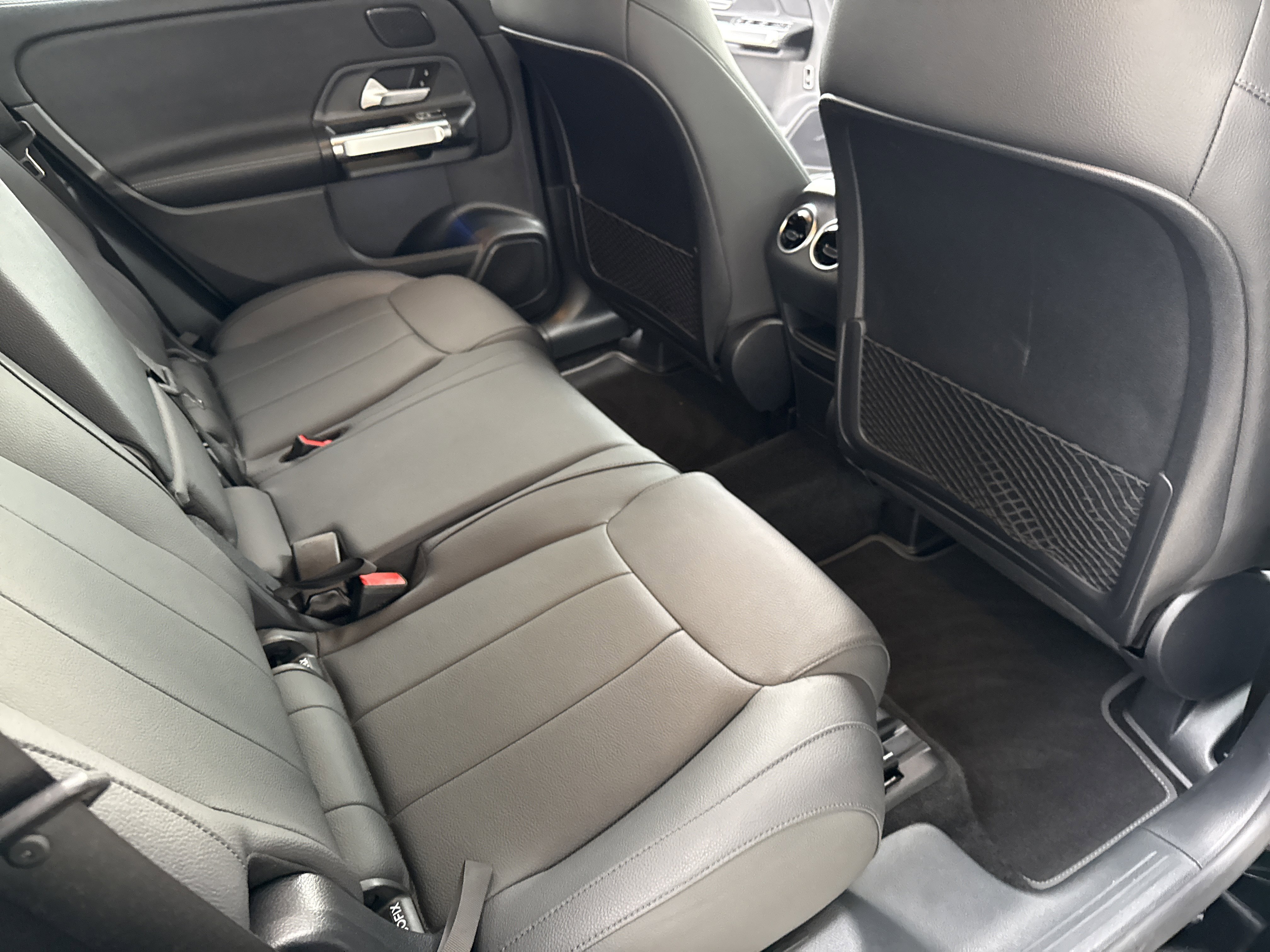 Certified 2025 Mercedes-Benz GLB 250 4MATIC image 14