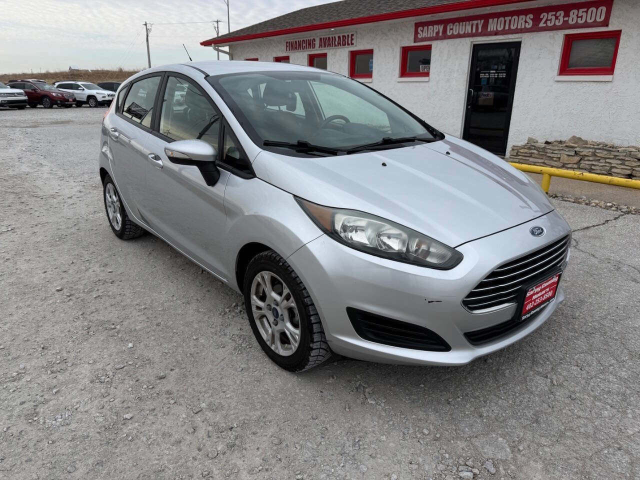 Used 2016 Ford Fiesta SE image 1