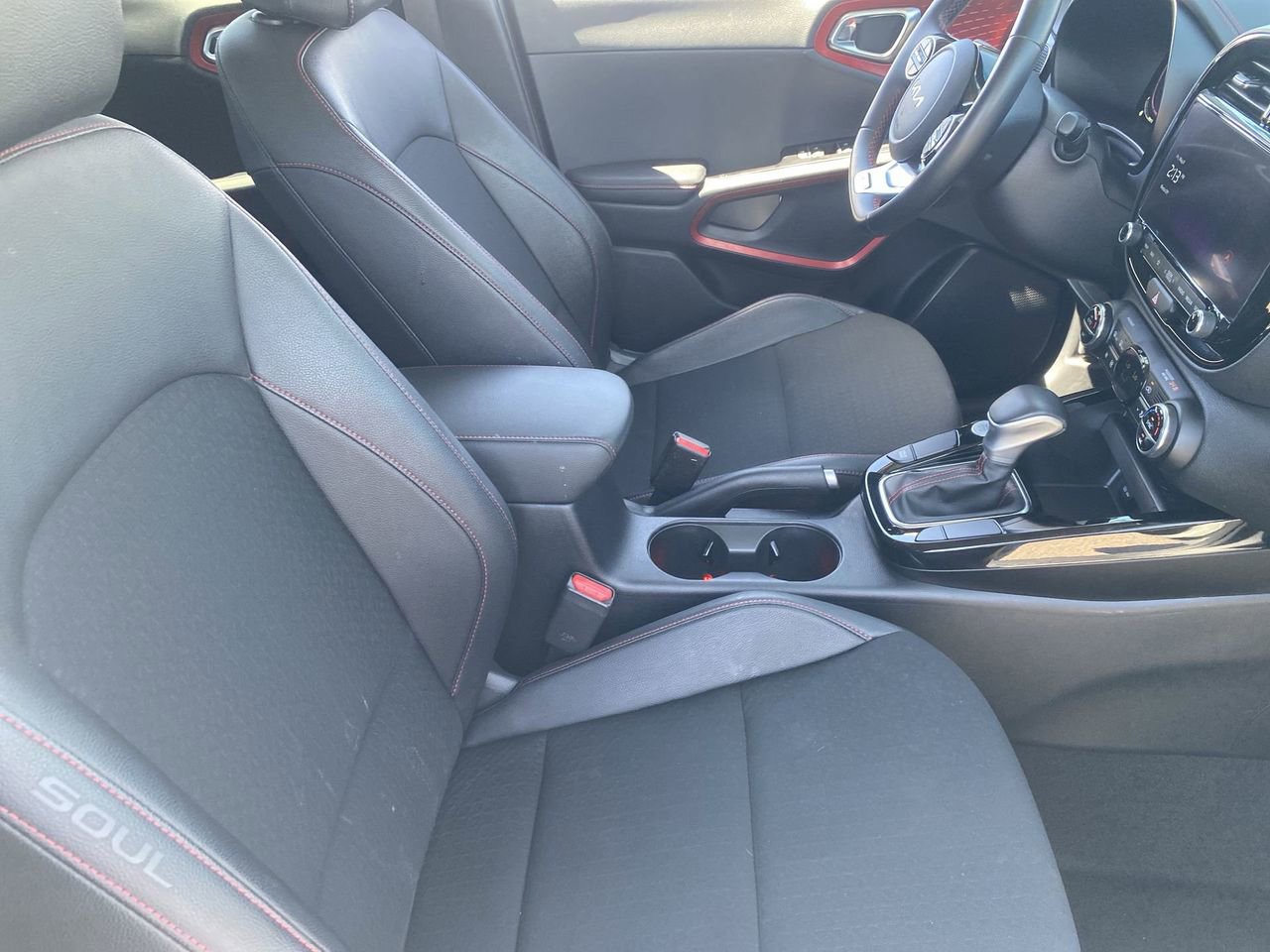 Certified 2024 Kia Soul GT-Line FWD image 11