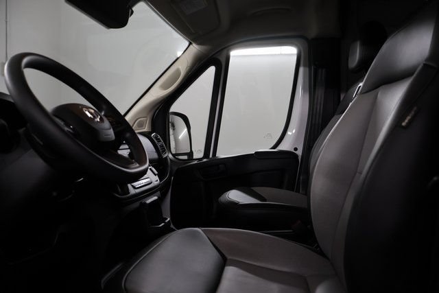 Used 2026 RAM ProMaster 2500 w/ Convenience Group FWD image 9