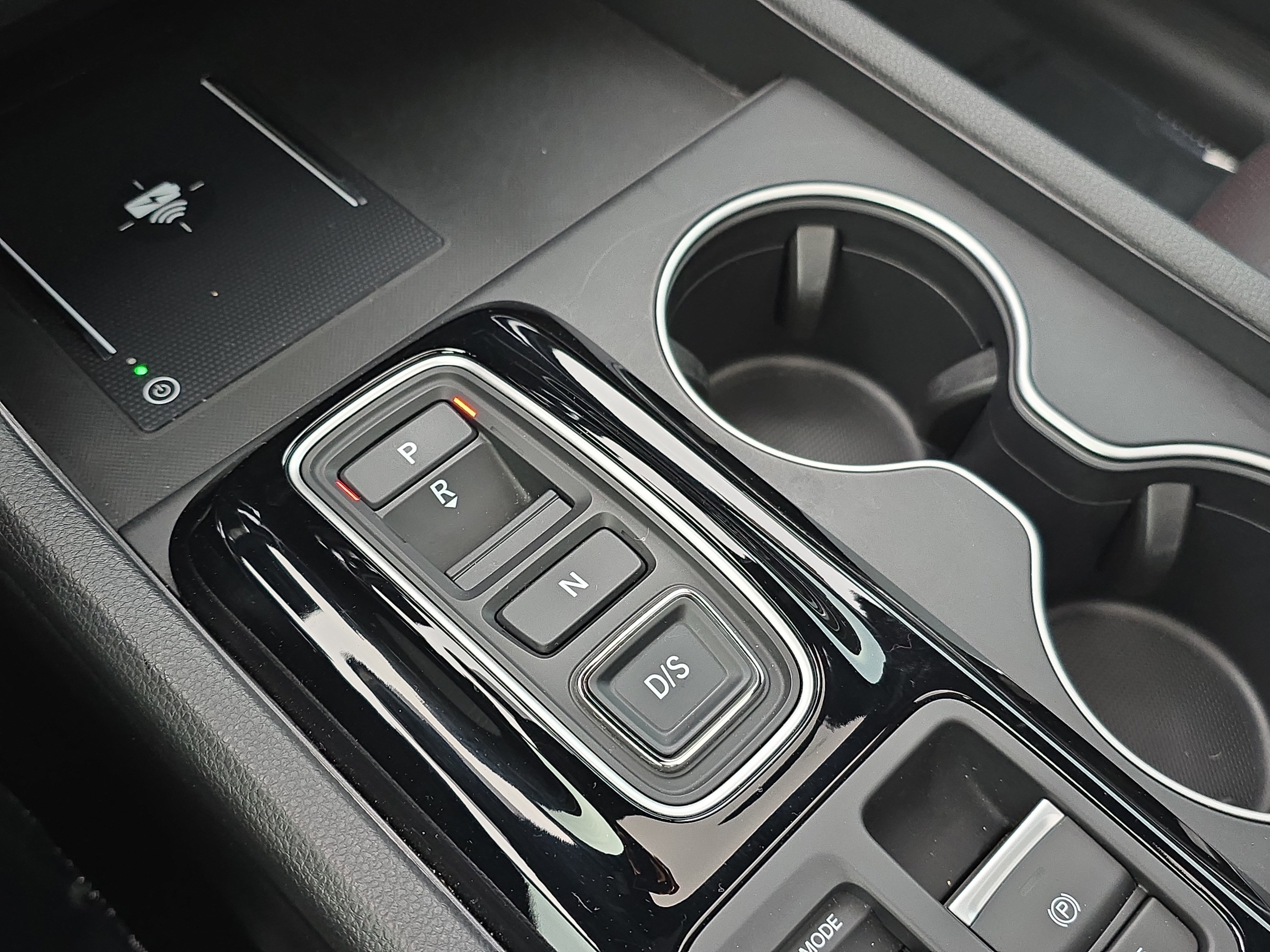 Used 2025 Honda Pilot Black Edition image 21