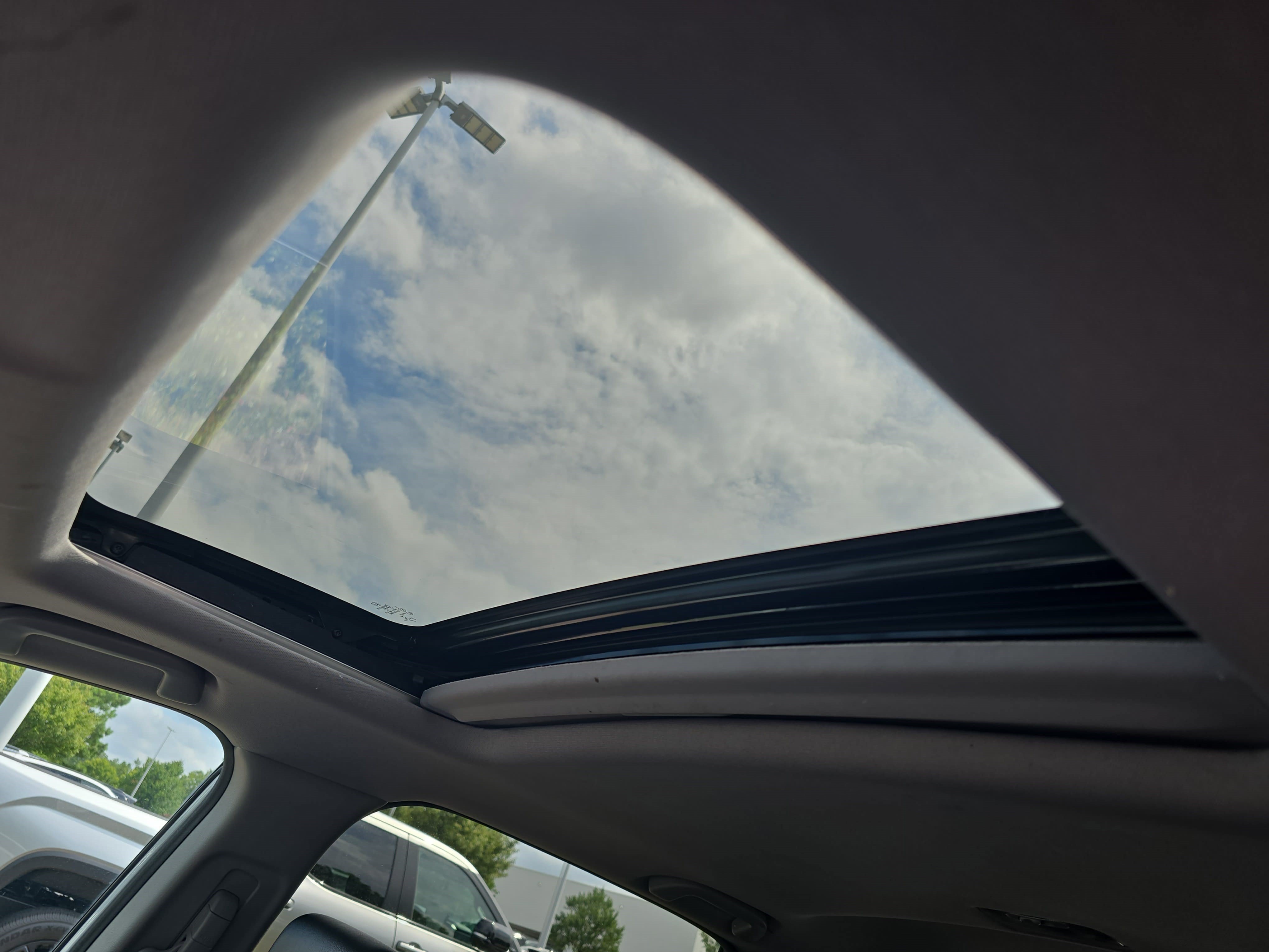 Used 2022 Honda CR-V EX-L image 28