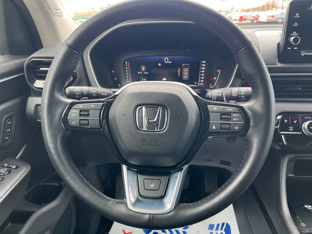 Used 2023 Honda Pilot Elite image 15