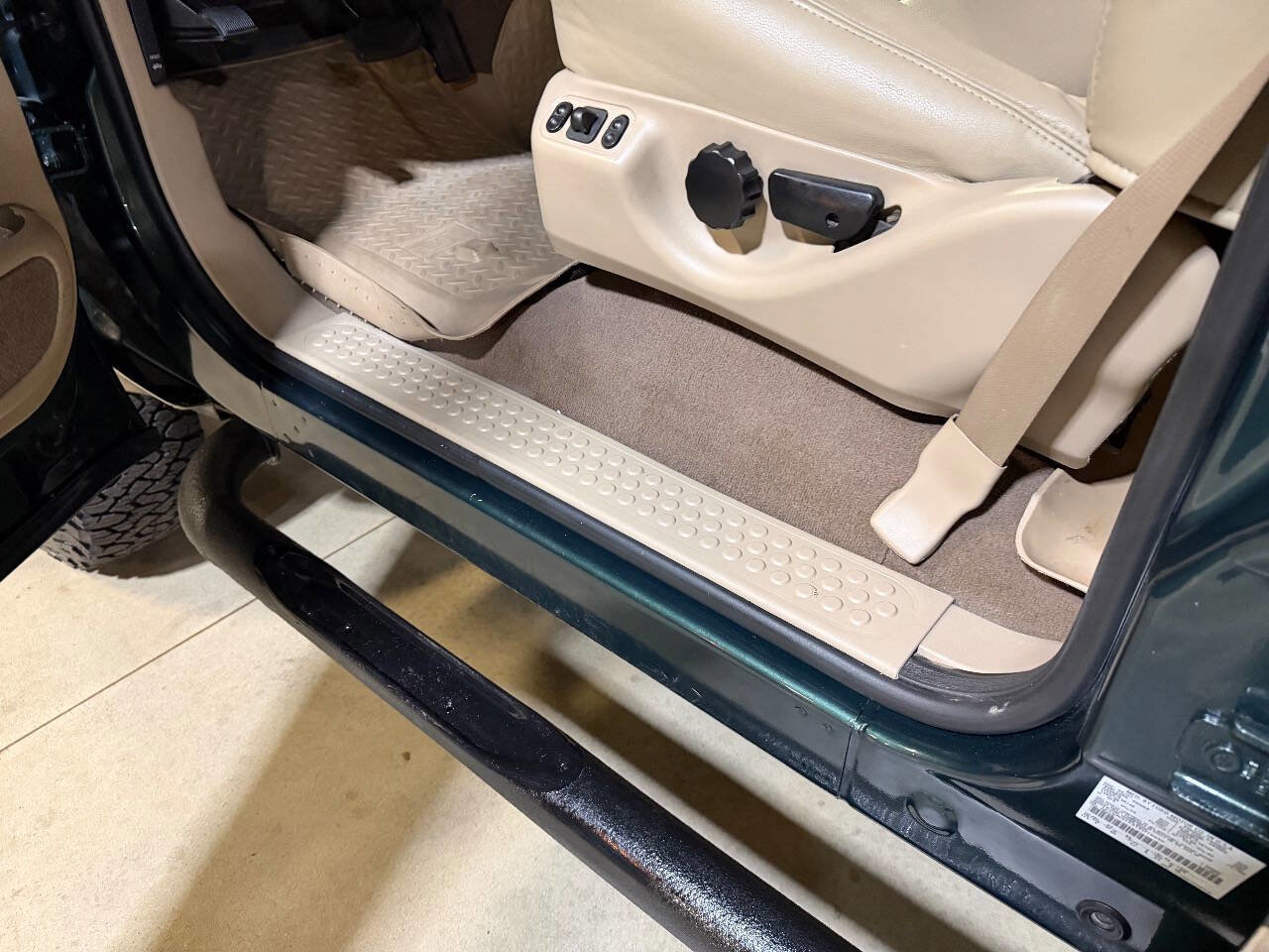 Used 2001 Ford F350 Lariat image 41