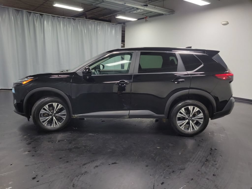 Used 2023 Nissan Rogue SV AWD/4WD image 5
