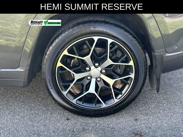 Used 2022 Jeep Grand Cherokee Summit AWD/4WD image 11