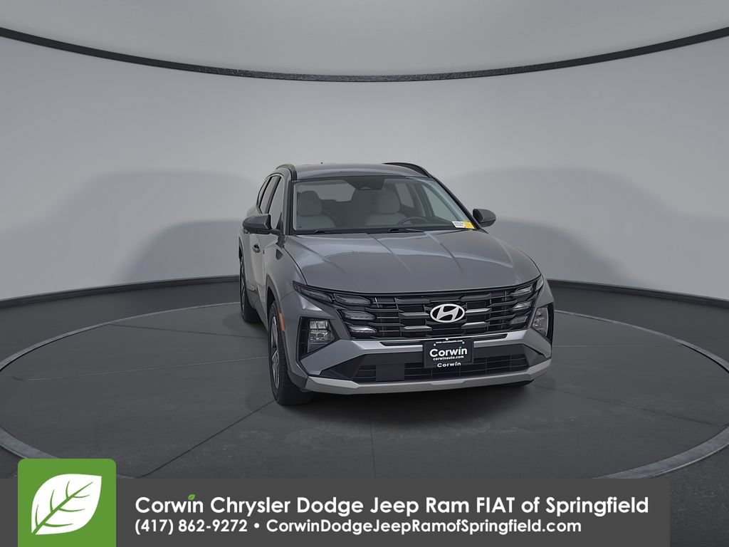 Used 2025 Hyundai Tucson SEL FWD image 4
