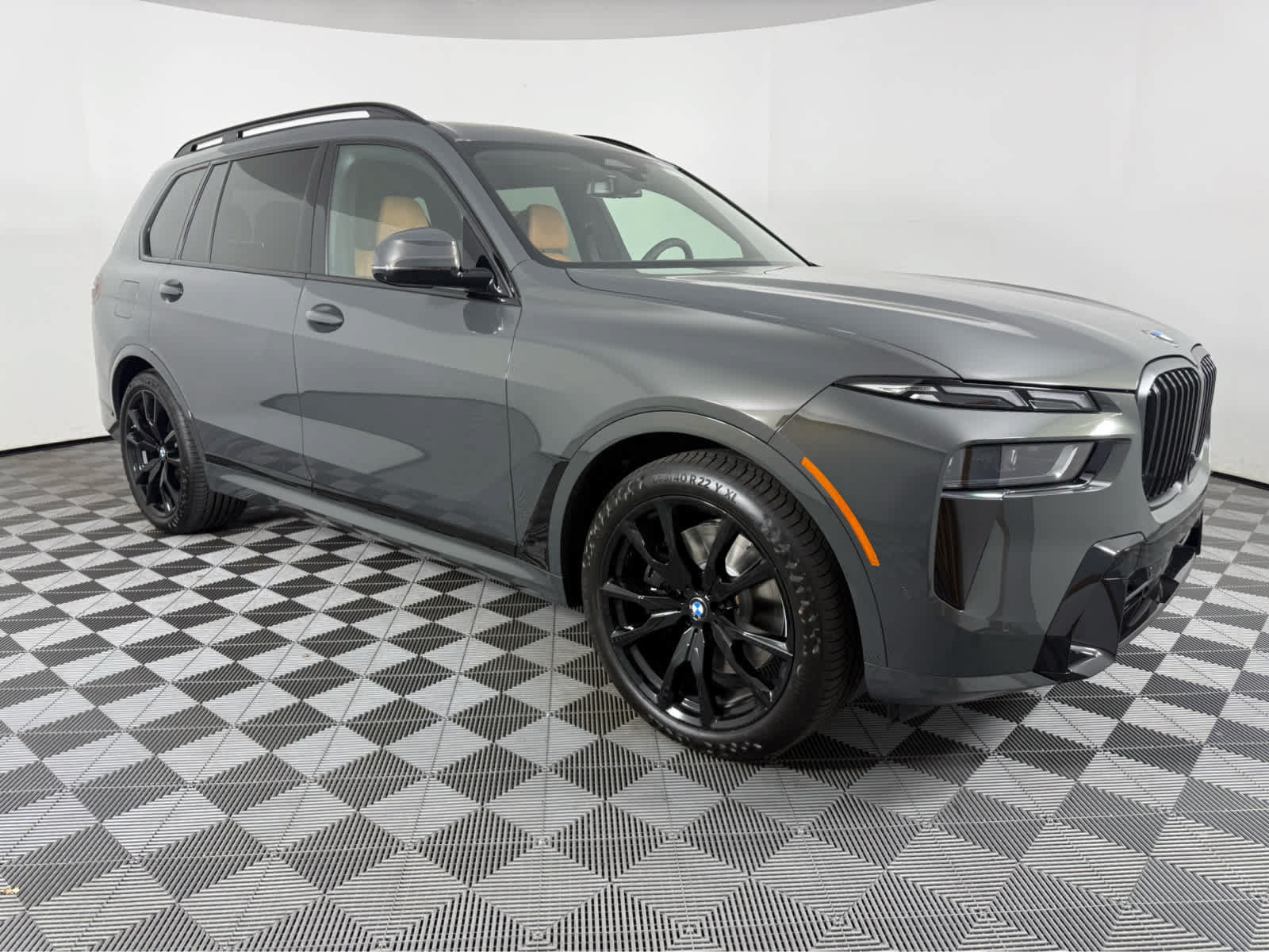 New 2027 BMW X7 xDrive40i w/ M Sport Package