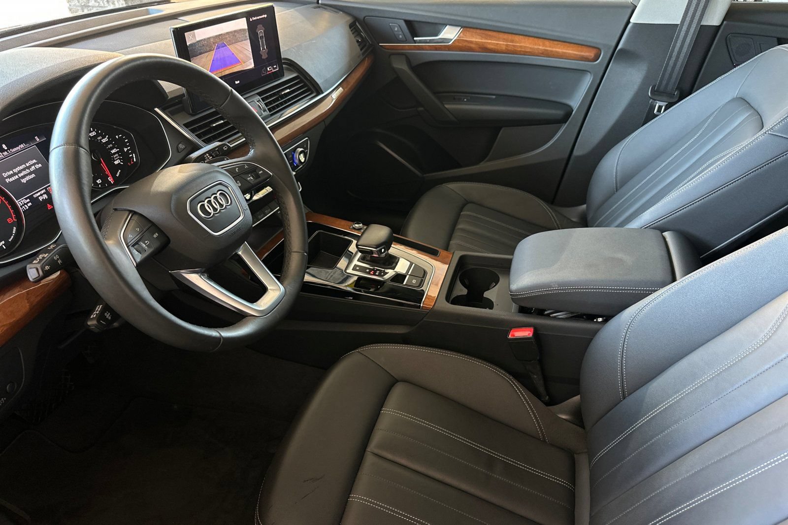Used 2023 Audi Q5 2.0T Premium w/ Convenience Package AWD/4WD image 9