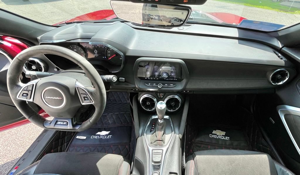 Certified 2020 Chevrolet Camaro ZL1 RWD image 15