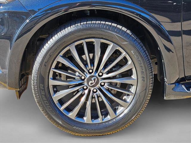 Used 2024 INFINITI QX80 Sensory image 27