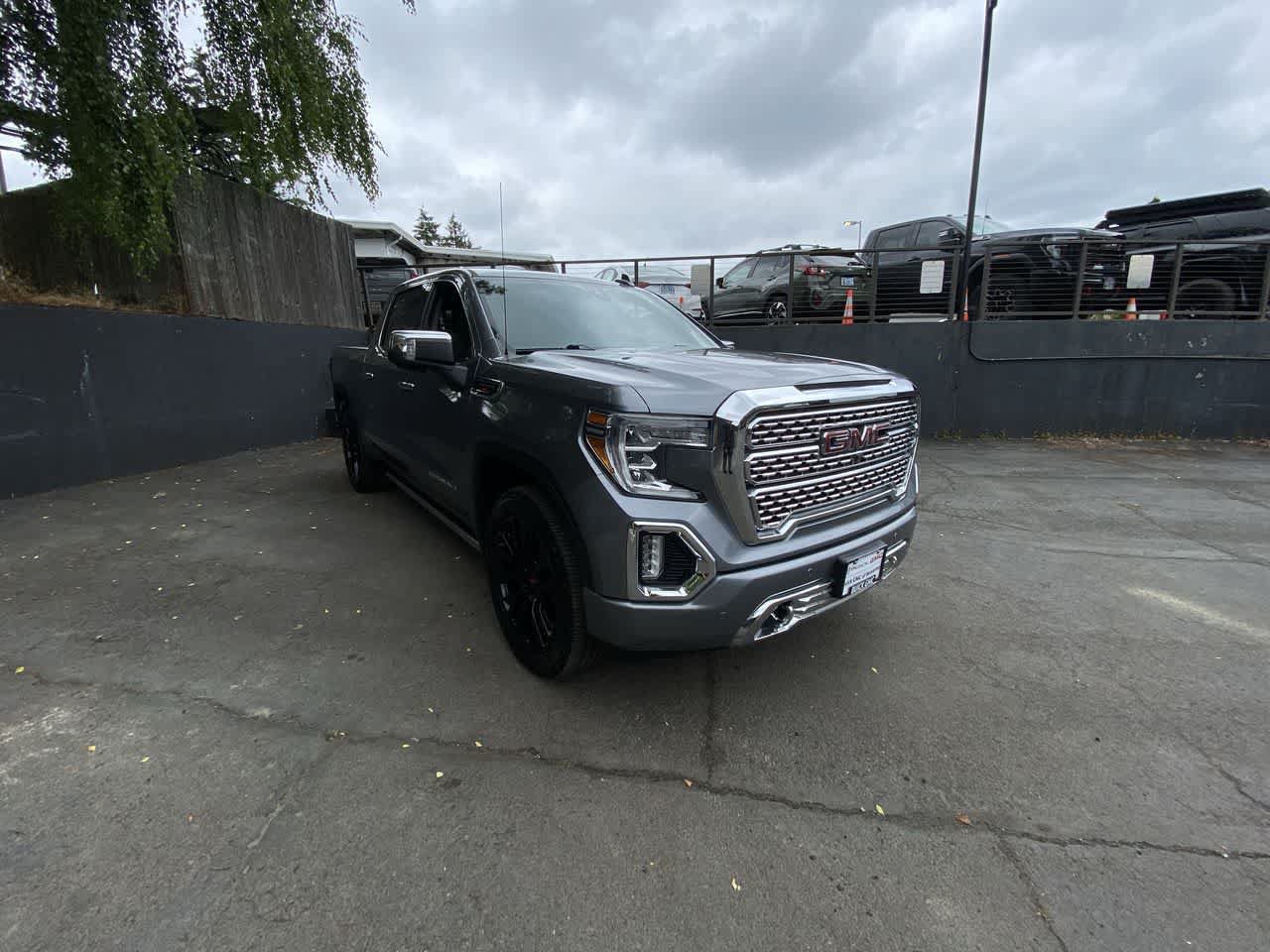 Used 2021 GMC Sierra 1500 Denali w/ Denali Ultimate Package AWD/4WD image 8