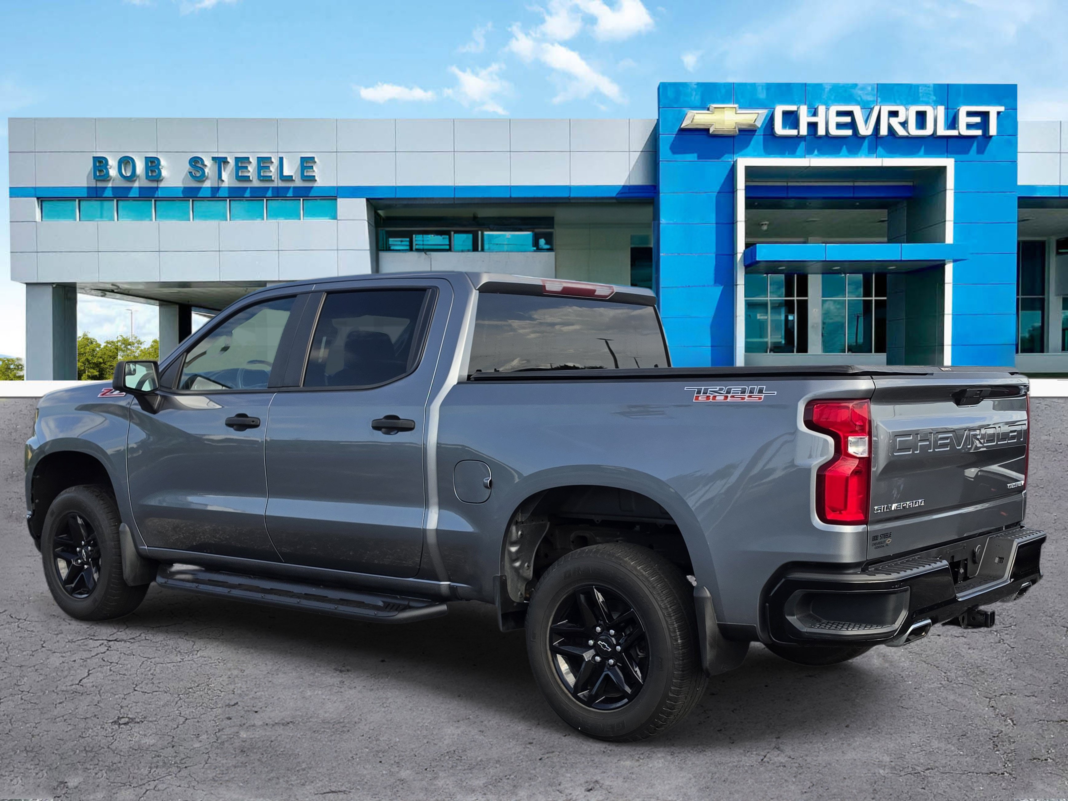 Used 2020 Chevrolet Silverado 1500 Custom Trail Boss w/ Custom Convenience Package AWD/4WD image 3