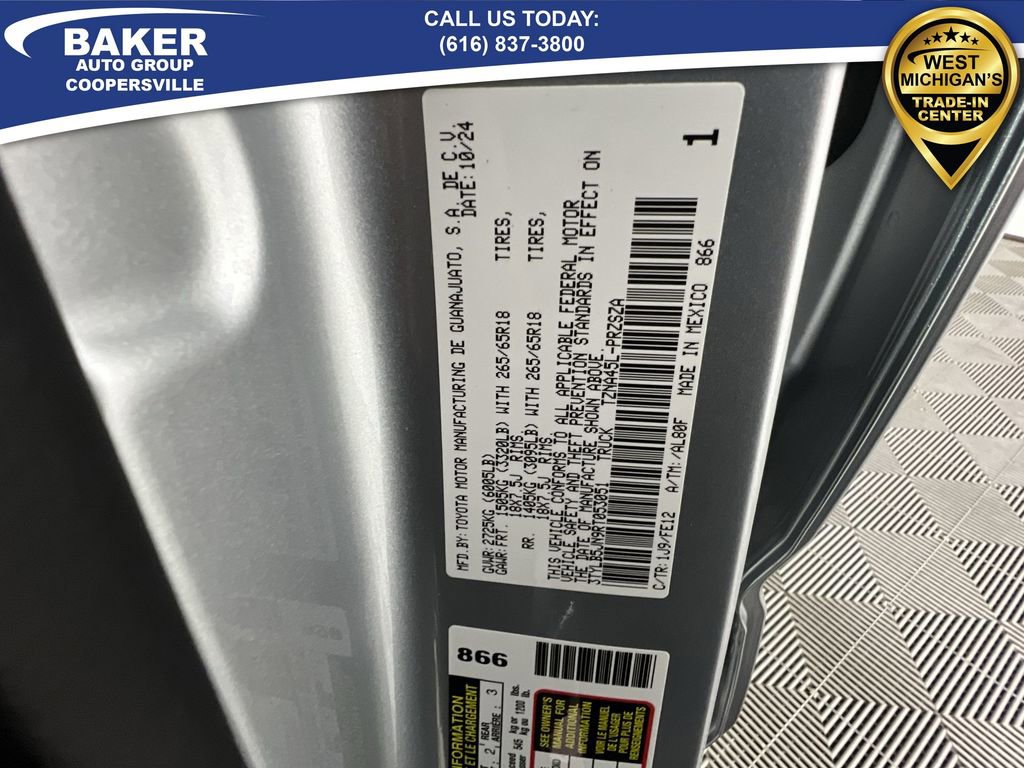 Used 2024 Toyota Tacoma TRD Sport image 34