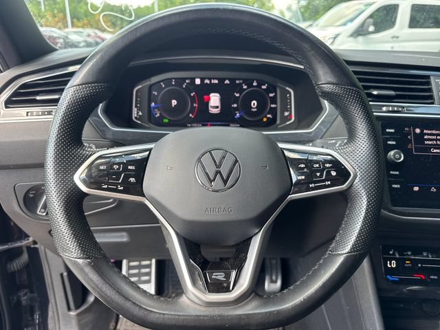 Used 2022 Volkswagen Tiguan SEL R-Line AWD/4WD image 19