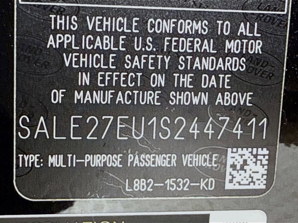 Used 2025 Land Rover Defender 110 X-Dynamic SE image 27