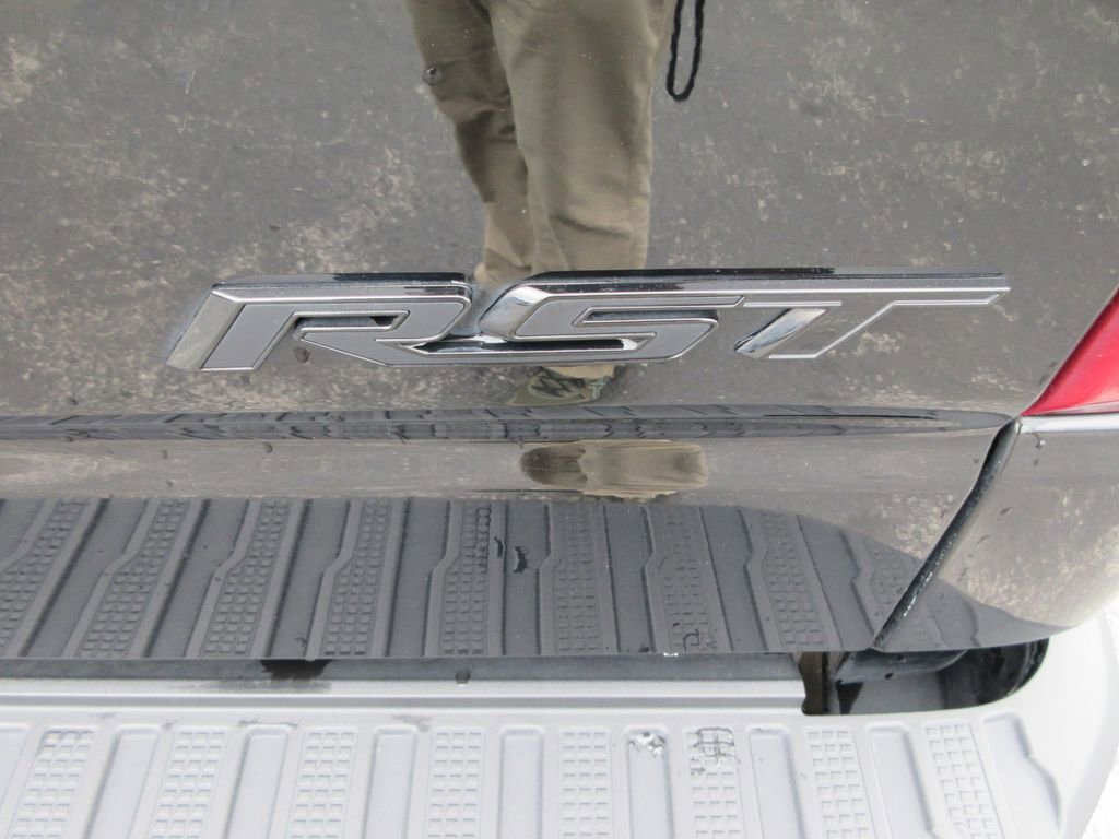 Certified 2021 Chevrolet Silverado 1500 RST image 12