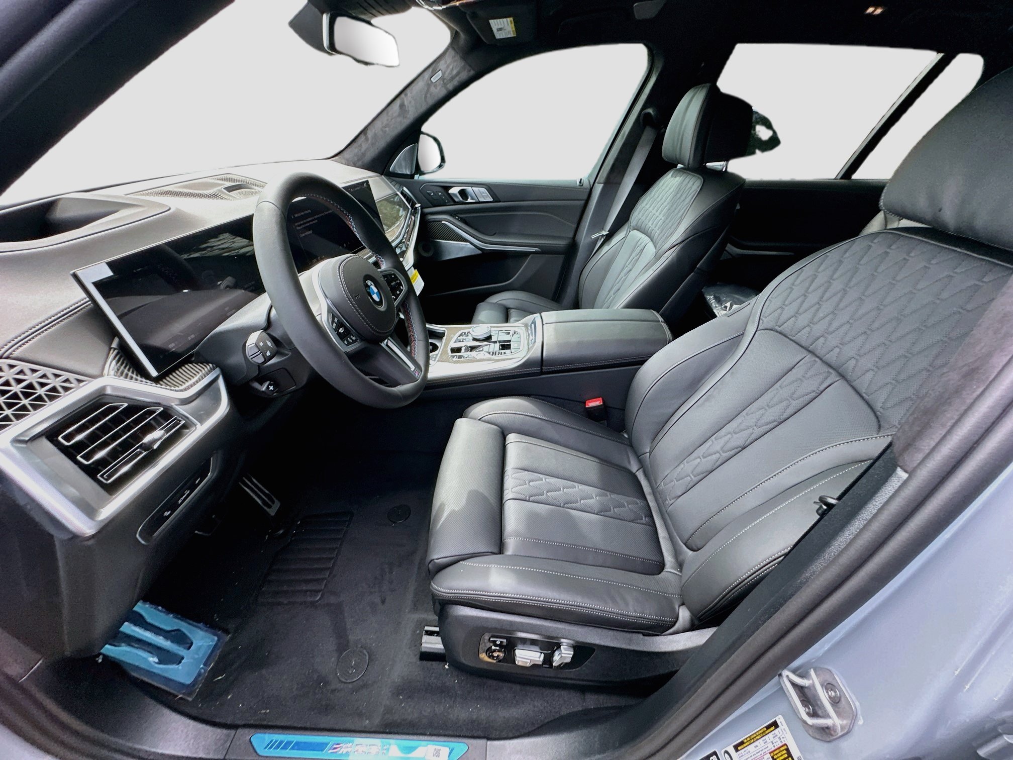 New 2027 BMW X7 M60i AWD/4WD image 13