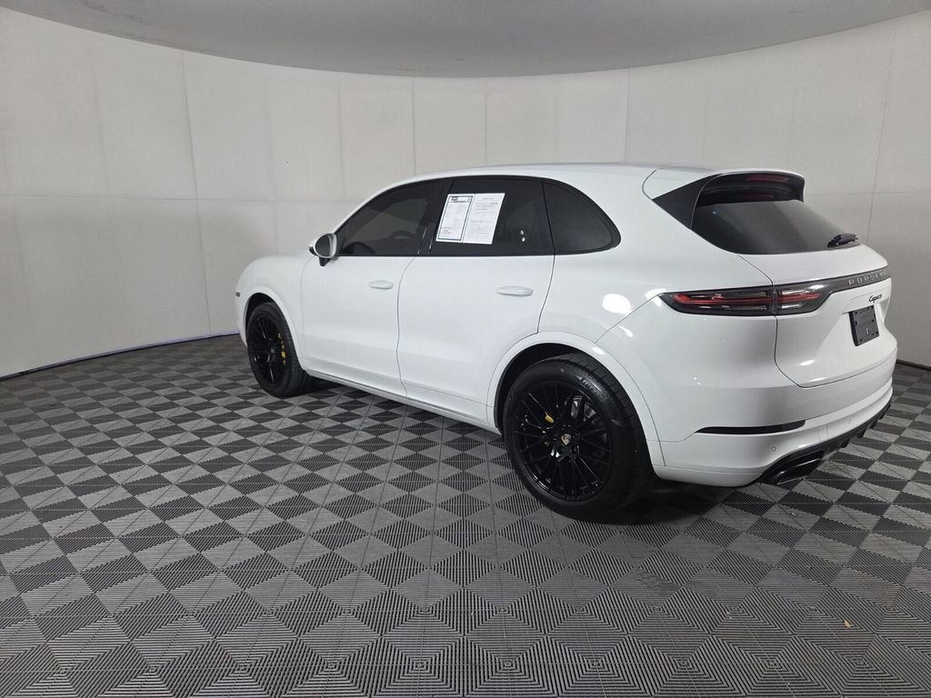 Used 2019 Porsche Cayenne AWD/4WD image 7