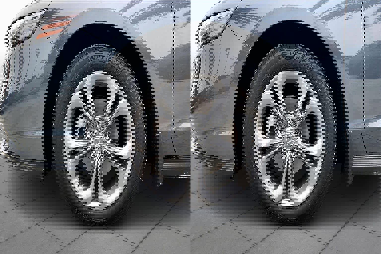 Used 2023 Honda Accord EX image 19