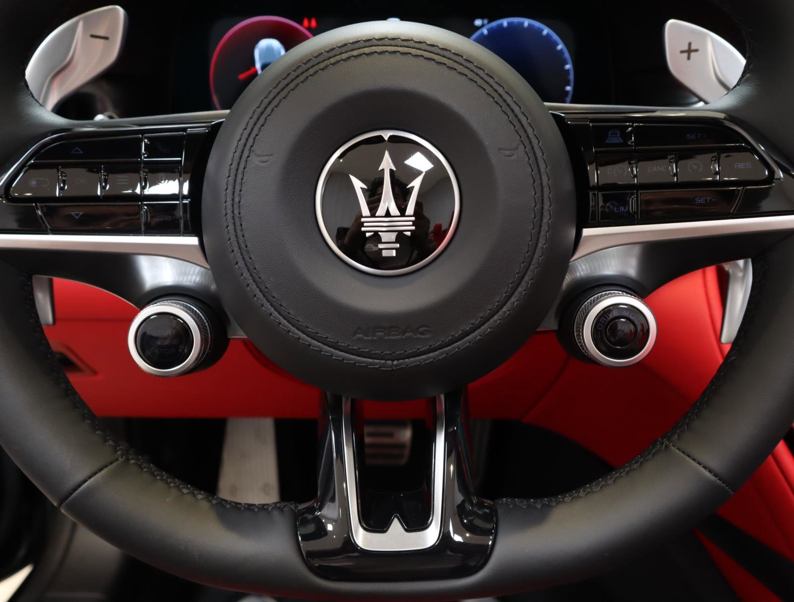 Certified 2023 Ferrari SF90 Spider image 65