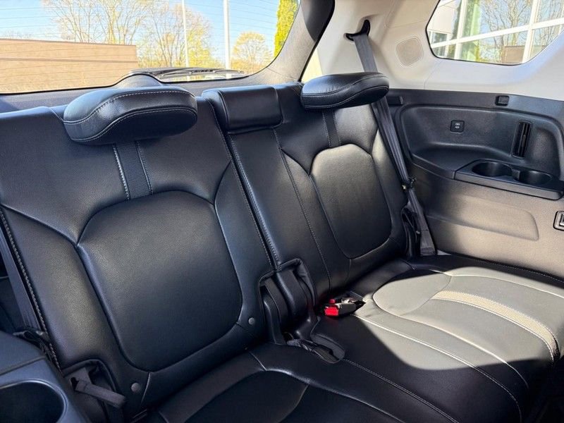 Used 2025 Honda Pilot Touring image 13