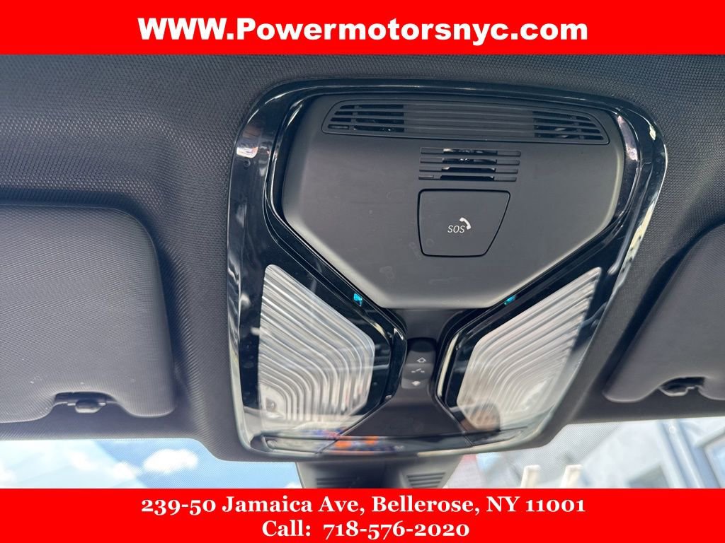 Used 2024 BMW 330e xDrive w/ Convenience Package image 36