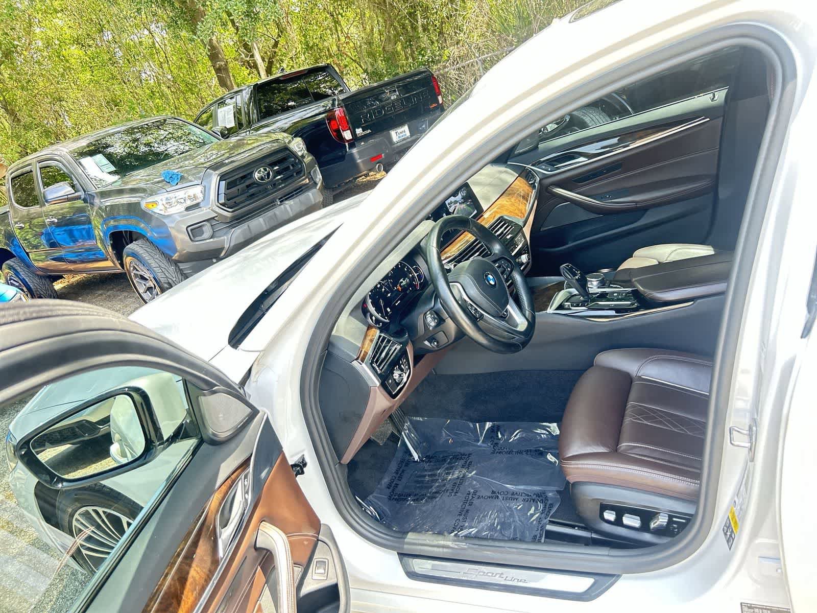 Used 2018 BMW 540i xDrive AWD/4WD image 10