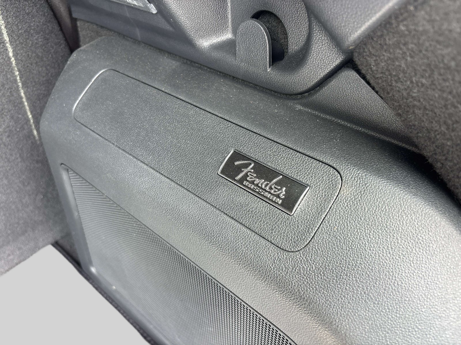 Used 2013 Volkswagen Beetle 2.5 Fender FWD image 10
