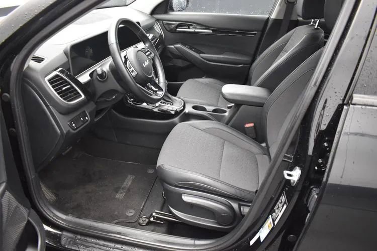 Used 2025 Kia Seltos S FWD image 14