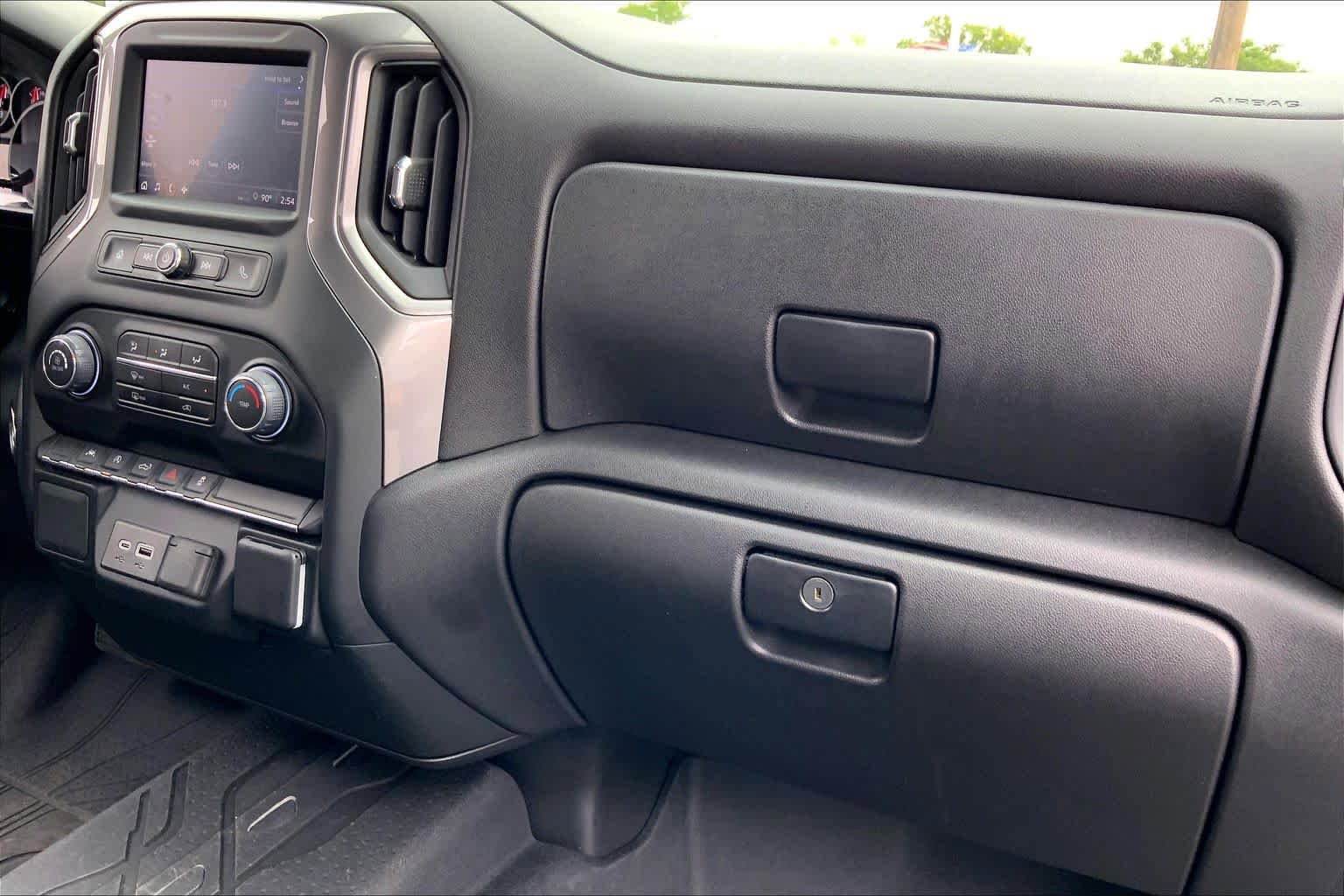 Used 2024 Chevrolet Silverado 1500 Custom AWD/4WD image 19