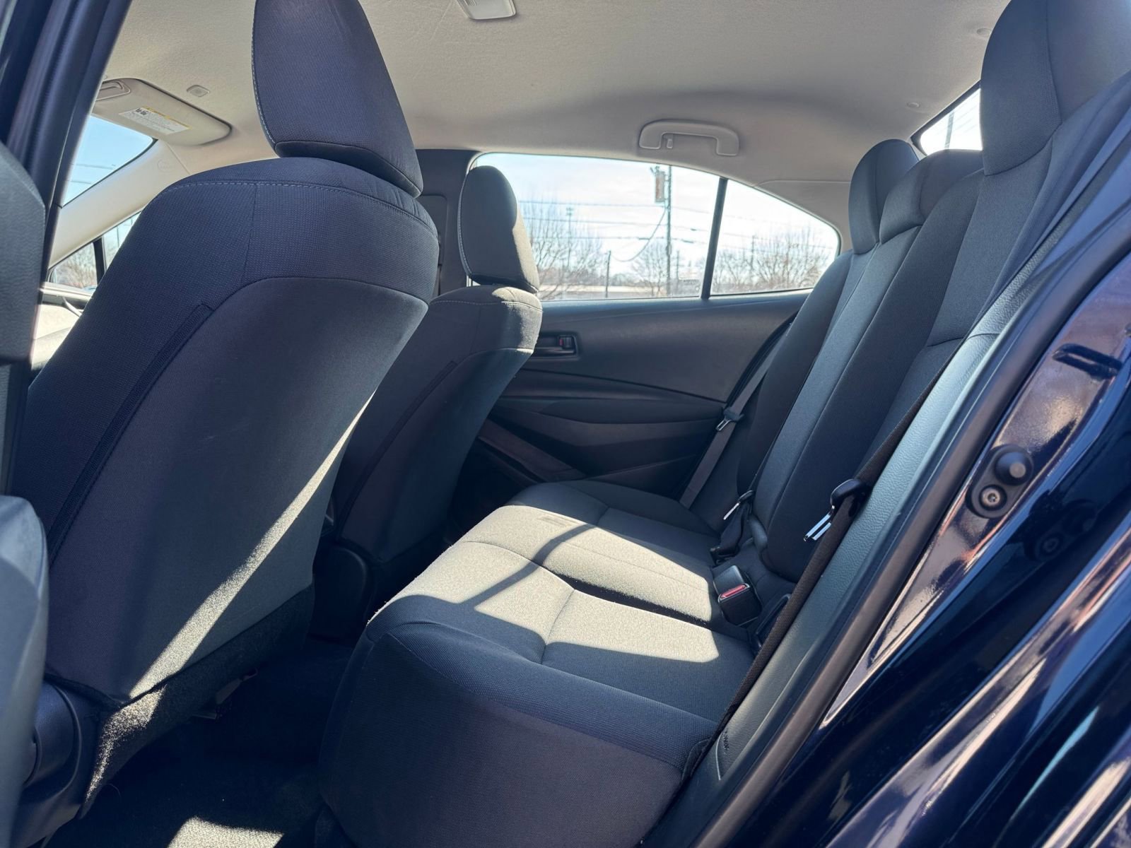 Used 2025 Toyota Corolla LE image 20