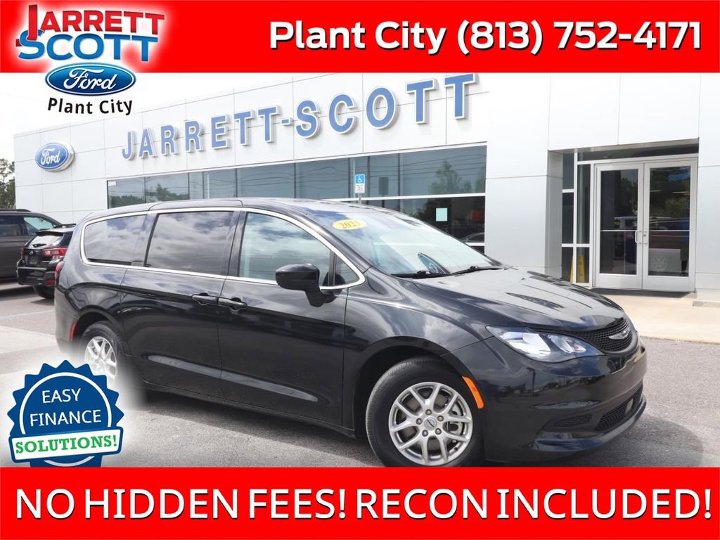 Used 2023 Chrysler Voyager LX FWD video 1