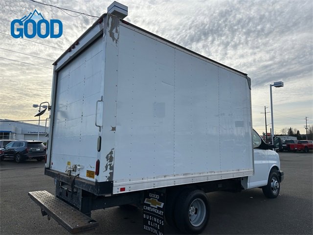 Used 2014 Chevrolet Express 3500 w/ Chrome Appearance Package image 14