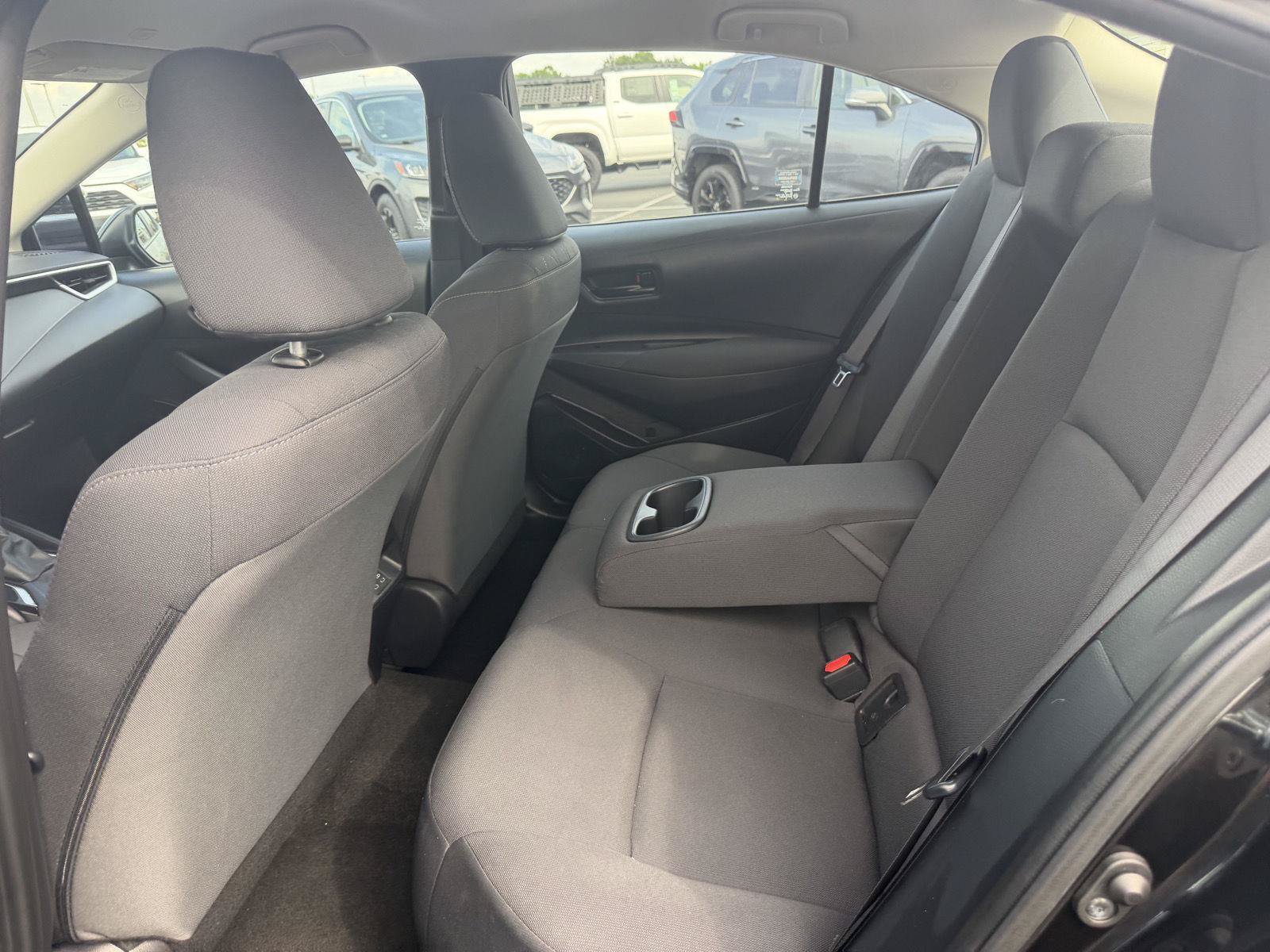 Used 2023 Toyota Corolla LE FWD image 14