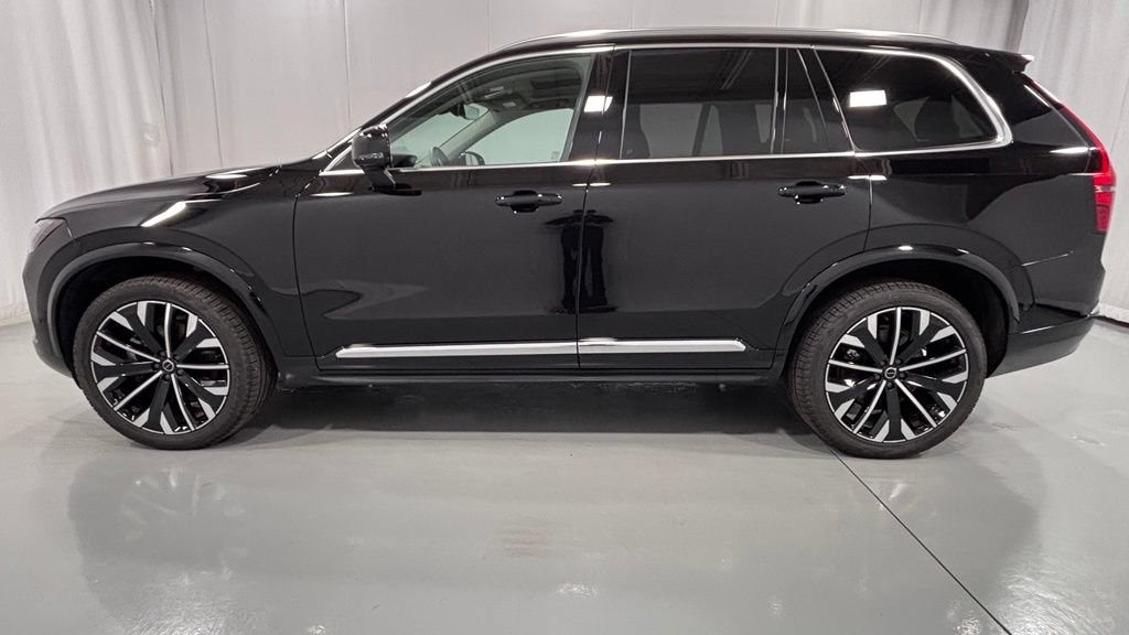 Certified 2026 Volvo XC90 B6 Plus AWD/4WD image 9