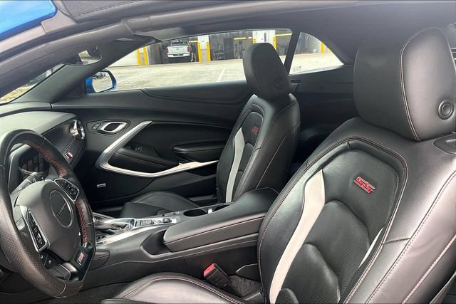 Used 2018 Chevrolet Camaro SS RWD image 24
