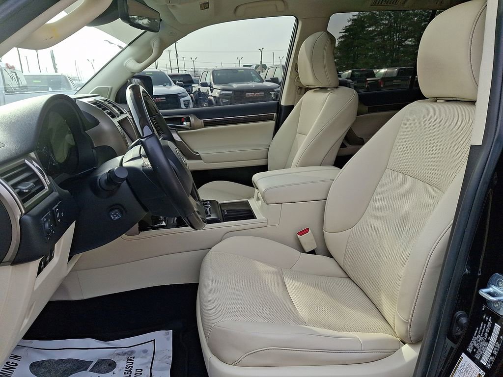 Used 2021 Lexus GX 460 Premium w/ Premium Package image 13