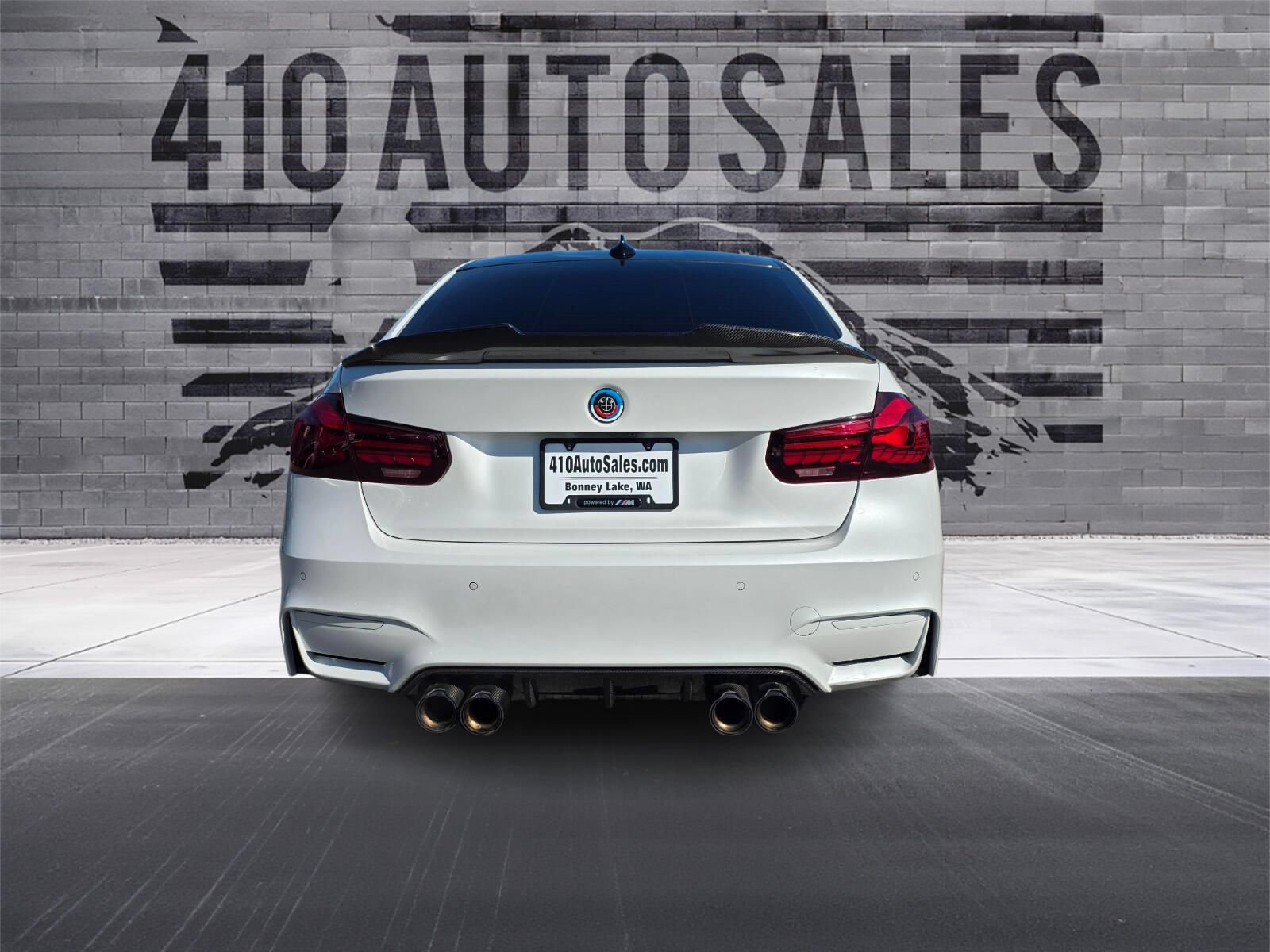 Used 2017 BMW M3 RWD image 4