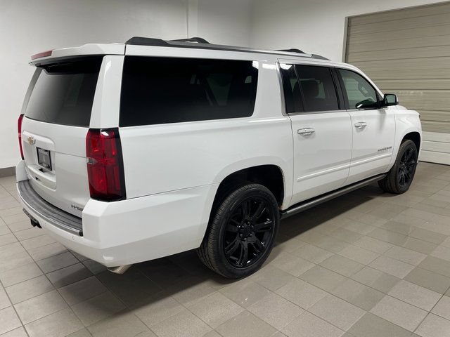 Used 2020 Chevrolet Suburban Premier w/ Premier Plus Edition AWD/4WD image 6