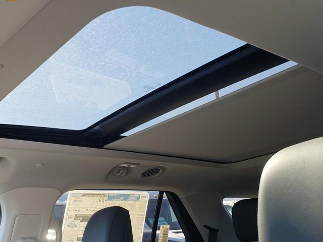 New 2025 Ford Explorer Active w/ Active Comfort Package image 23