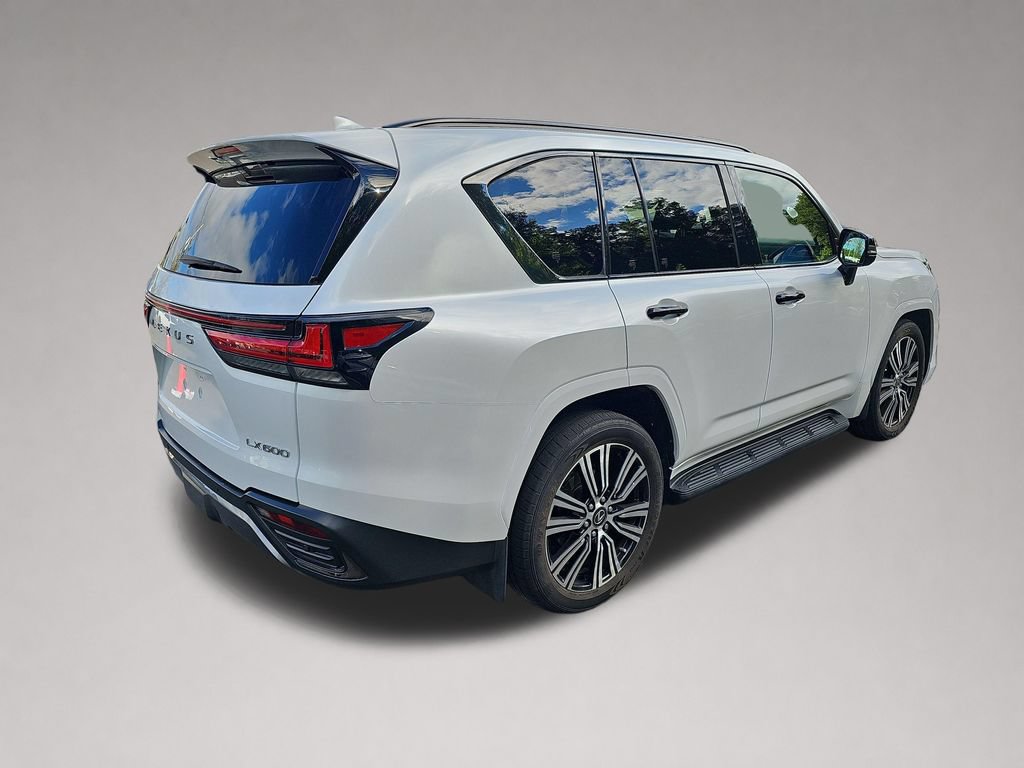 Used 2023 Lexus LX 600 4WD w/ Appearance Package image 4