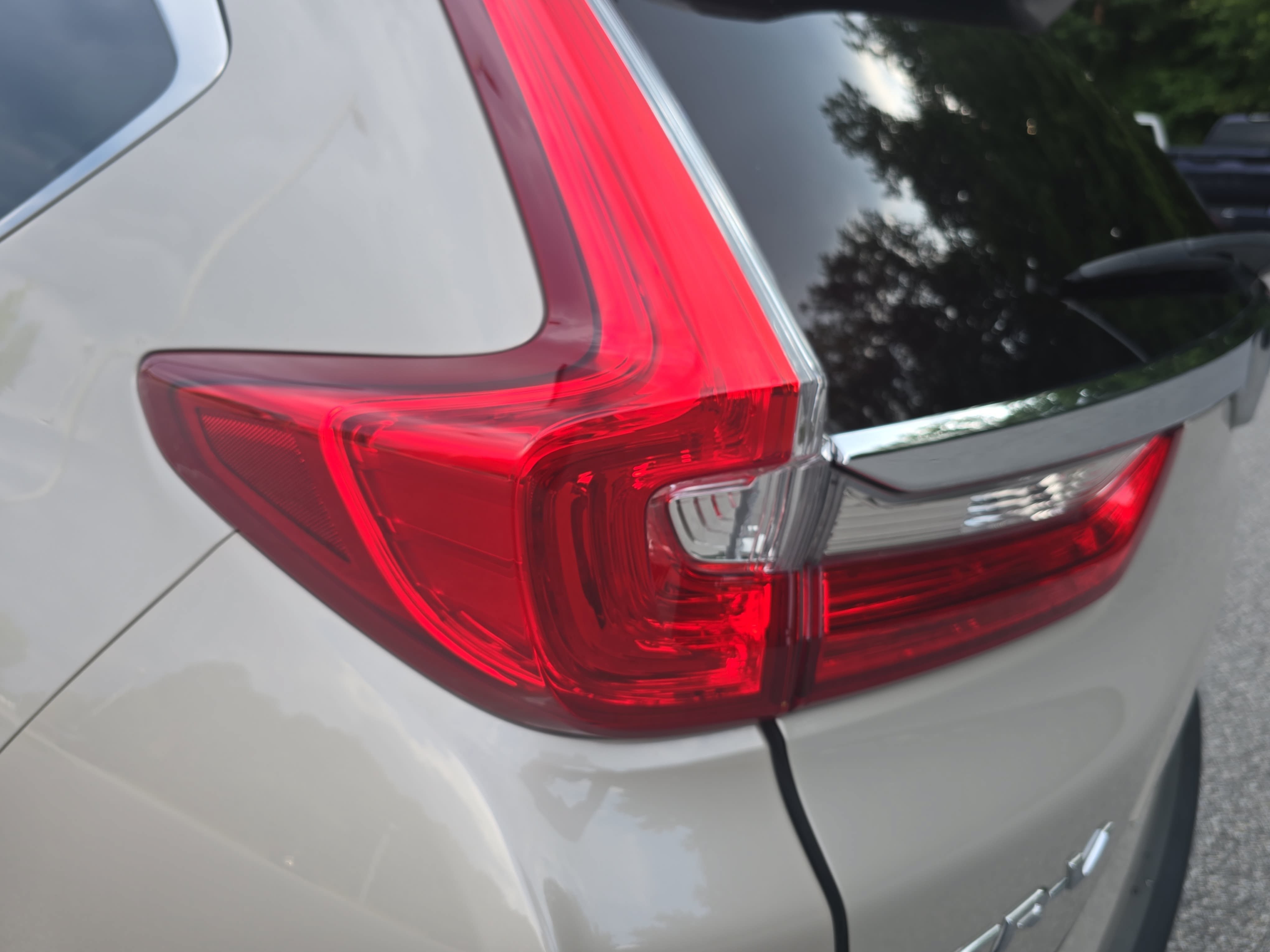 Used 2019 Honda CR-V Touring image 36