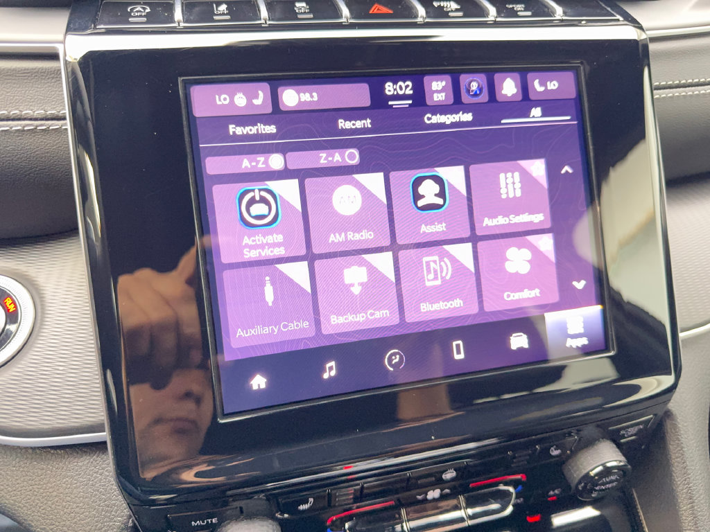Used 2025 Jeep Grand Cherokee Altitude RWD image 66