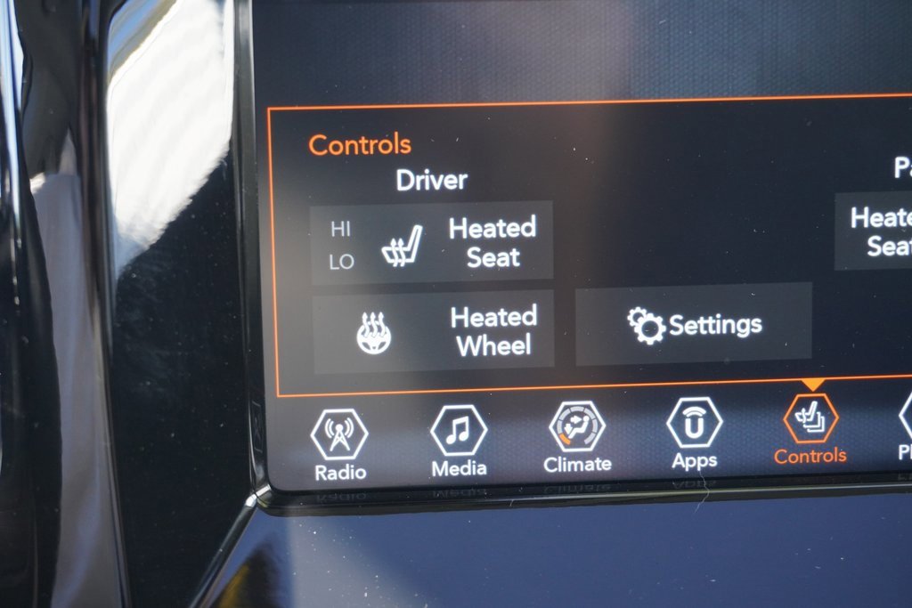 Used 2021 Jeep Compass Latitude w/ Sun and Sound Group image 29