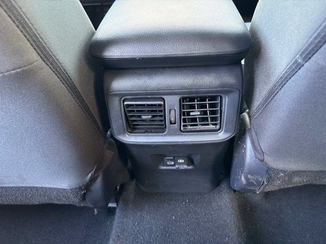 Used 2025 Toyota RAV4 XLE AWD/4WD image 27