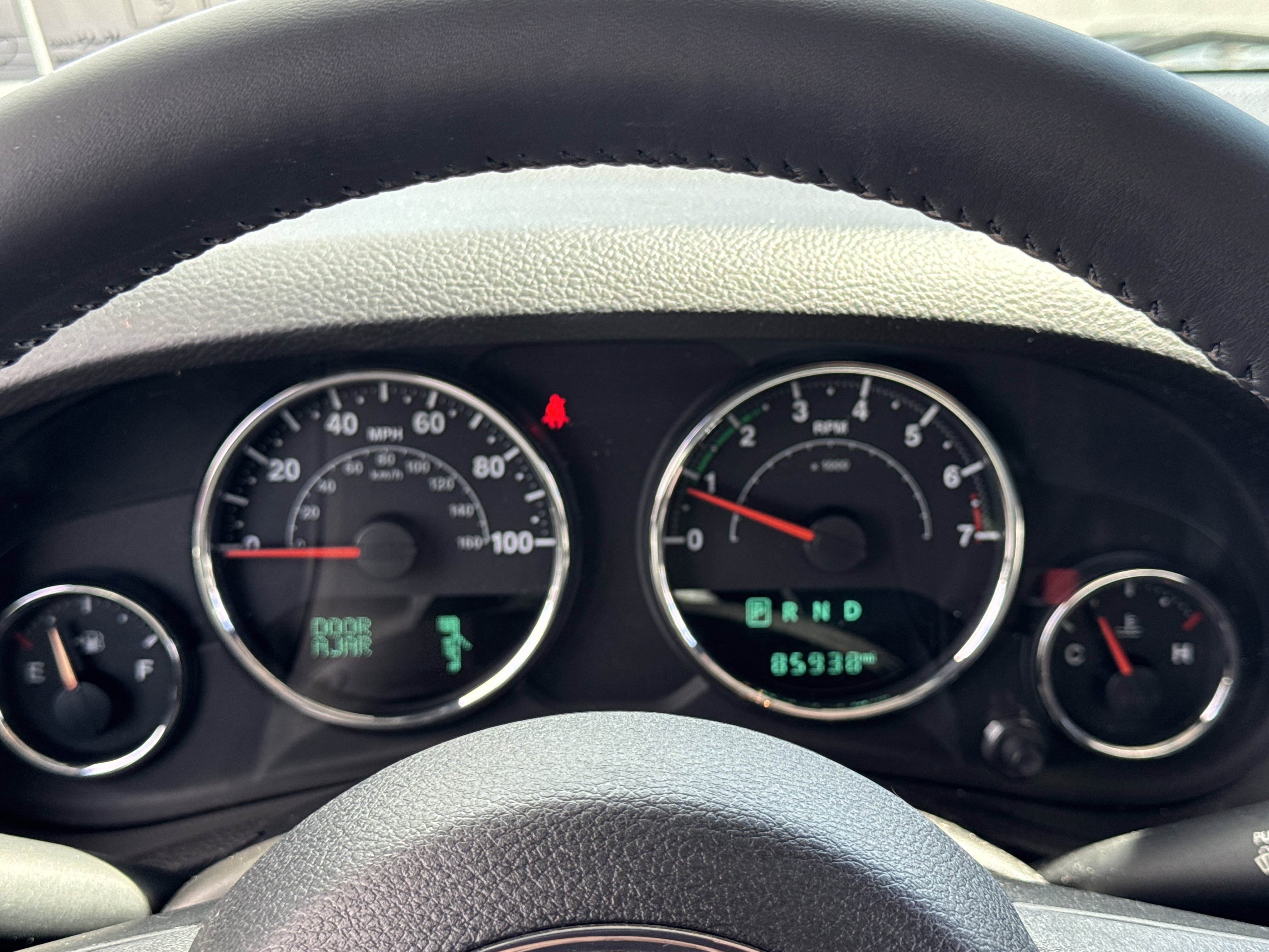 Used 2014 Jeep Wrangler Sport AWD/4WD image 4
