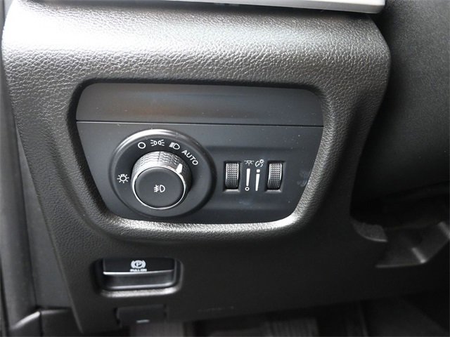 Used 2021 Jeep Grand Cherokee L Limited w/ Trailer Tow Group (B) image 35