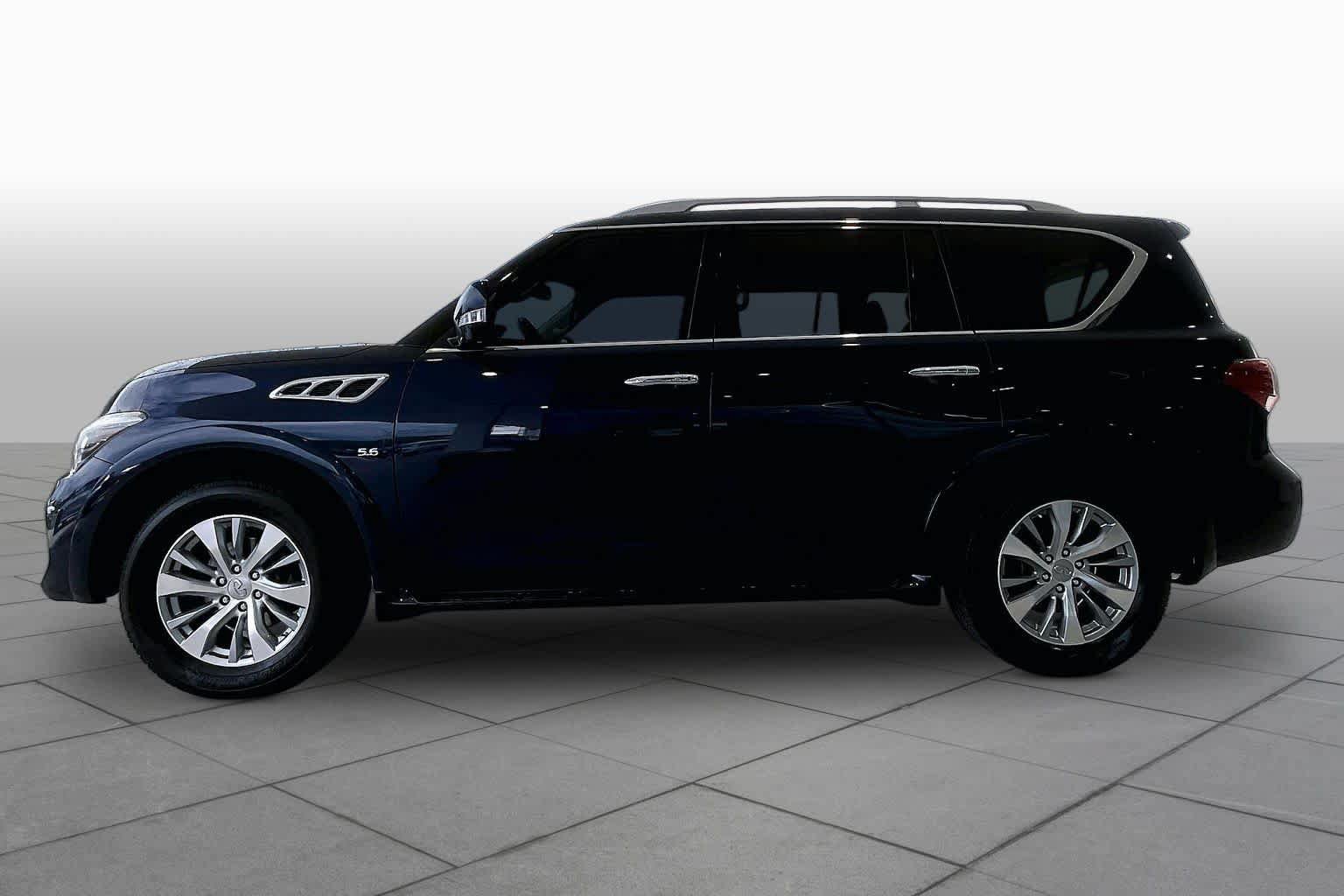 Used 2017 INFINITI QX80 2WD w/ Driver Assistance Package image 32
